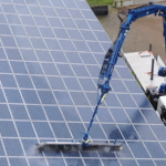 sunbrush-solarreinigung-dach-crane-kran-mkg-01